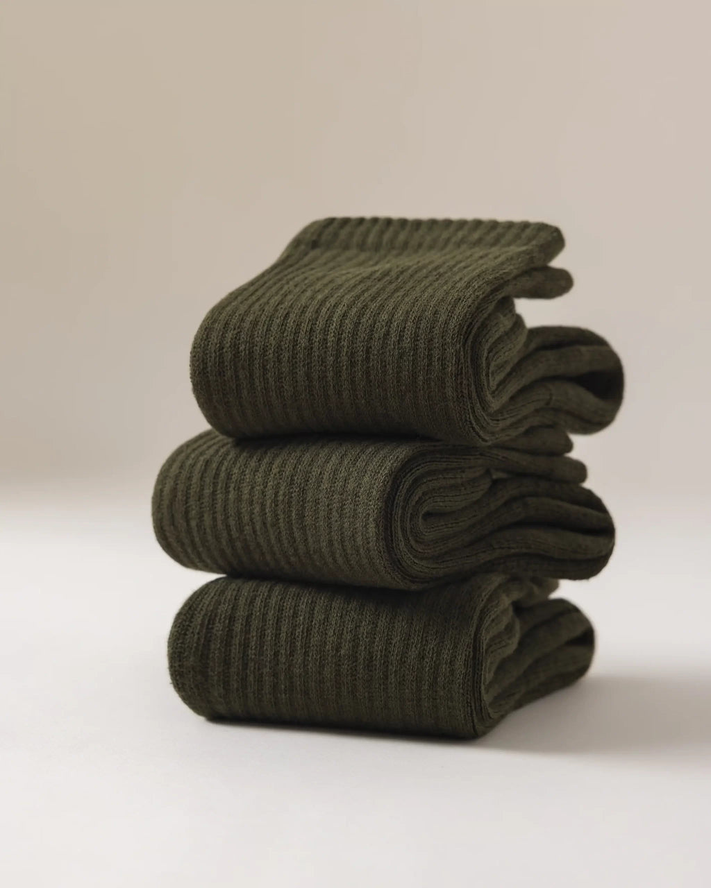 HYACINTH HYALINE Man Socks Pure Color Set , Charcoal Green, 3 Pairs, Medium Crew image 1