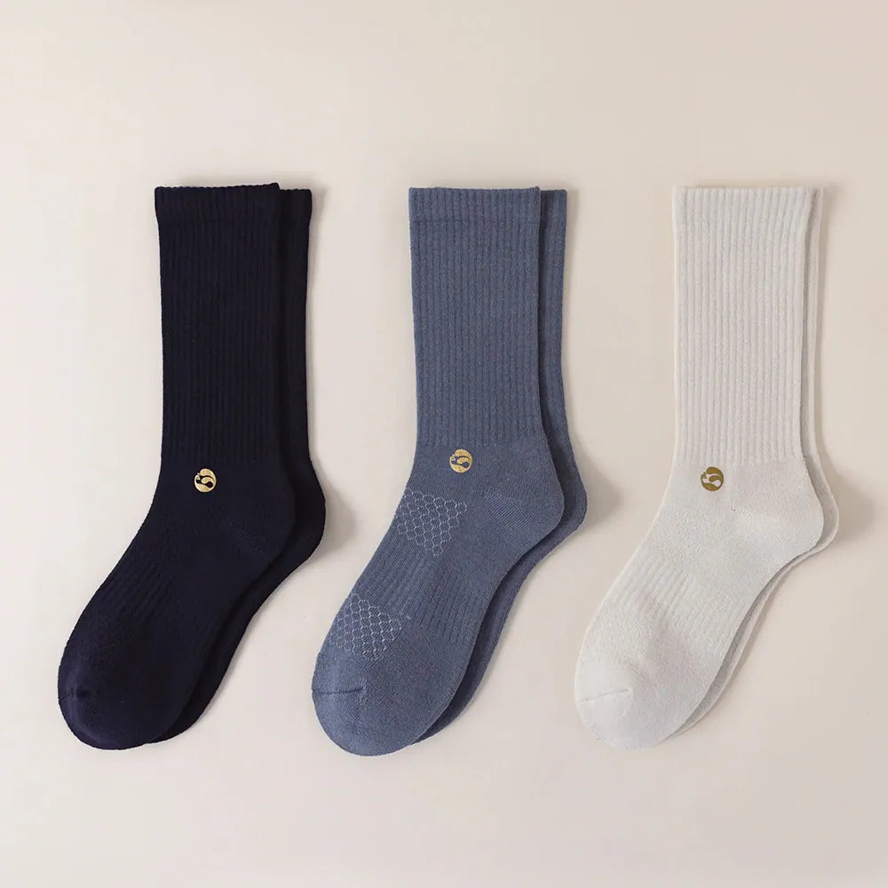 HYACINTH HYALINE Man Socks Mixed Color Set, SeaShell White, Cascade Blue, Pear Blue, 3 Pairs, Medium Crew image 0