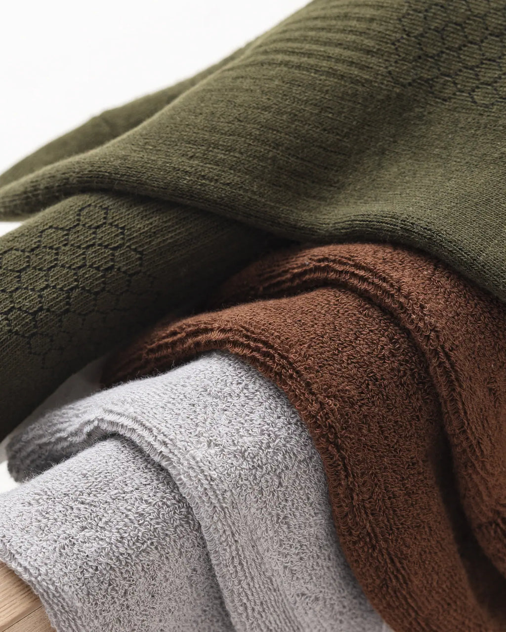 HYACINTH HYALINE Man Socks Mixed Color Set, Mist Gray, Nutmeg Brown, Charcoal Green, 3 Pairs, Large Crew image 1