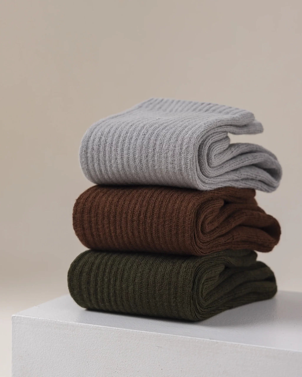 HYACINTH HYALINE Man Socks Mixed Color Set, Mist Gray, Nutmeg Brown, Charcoal Green, 3 Pairs, Medium Crew image 3