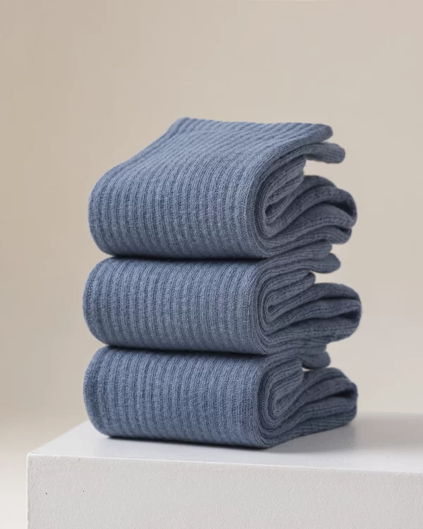 Hyacinth hyaline cascade blue socks